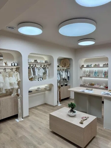IZEL Baby Boutique, Ανακαλύψτε στην IZEL Baby Boutique την πιο εκλεπτυσμένη συλλογή σε βρεφικά ρούχα και αξεσουάρ.  Ποιότητα, στυλ και άνεση για το μωρό σας στο Ηράκλειο Κρήτης.
