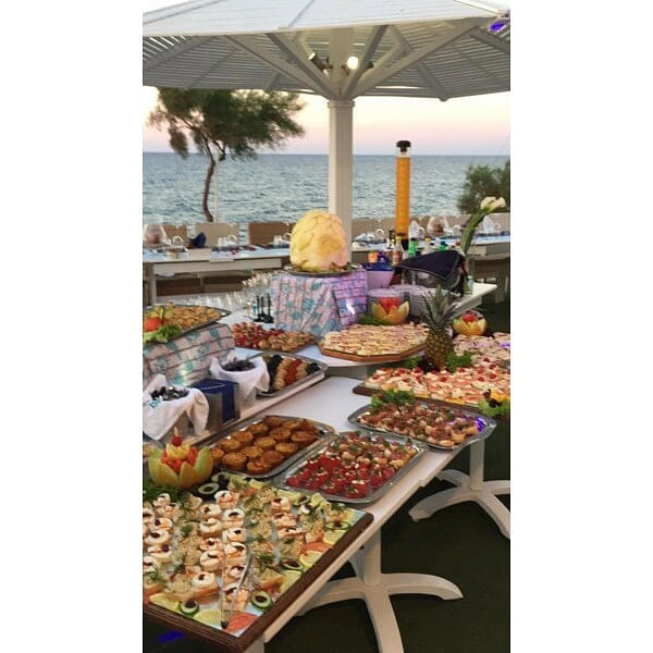 Island Restaurant Gouves, Ψάχνεις για Παιδότοποι στην περιοχή Κάτω Γούβες; Island Restaurant στην περιοχή: Κάτω Γούβες. Τηλέφωνο, χάρτης, οδηγίες.